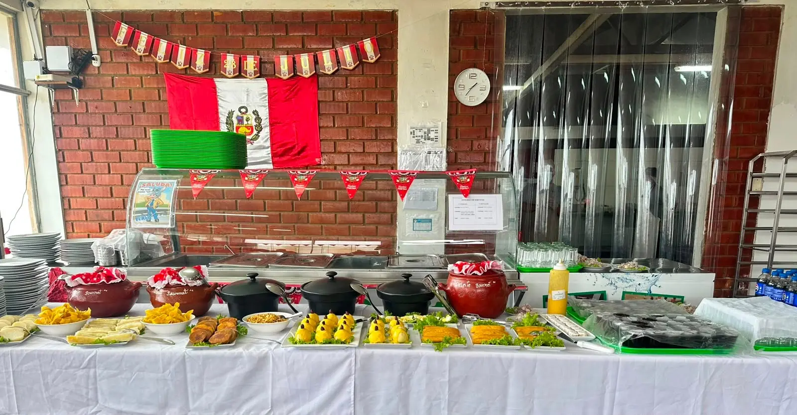 Buffet corporativo por Fiestas Patrias preparado por Deleite Gourmet